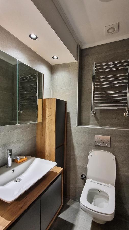 Tam Merkezde Yepyeni Bir Daire Istanbul Exterior photo